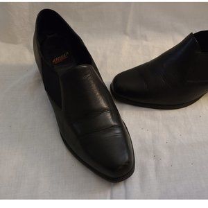 Aerosoles Black Leather Slip-on Boot Heel